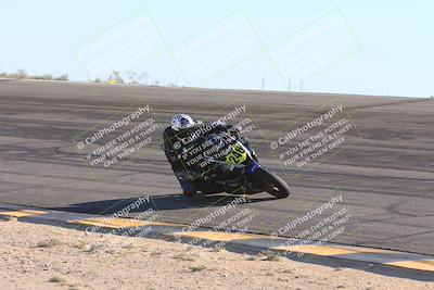 media/Nov-17-2024-CVMA (Sun) [[1fec520723]]/Race 11-Amateur Supersport Open/